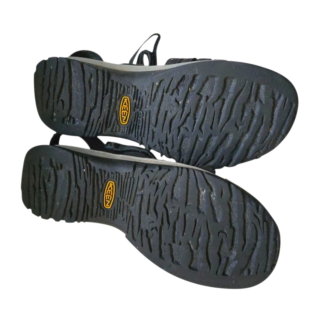 Keen Womens Black Suede Active Sandals. - Picture 5 of 7